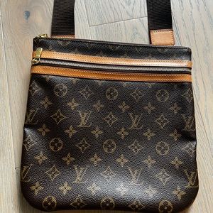 Louis Vuitton Crossbody